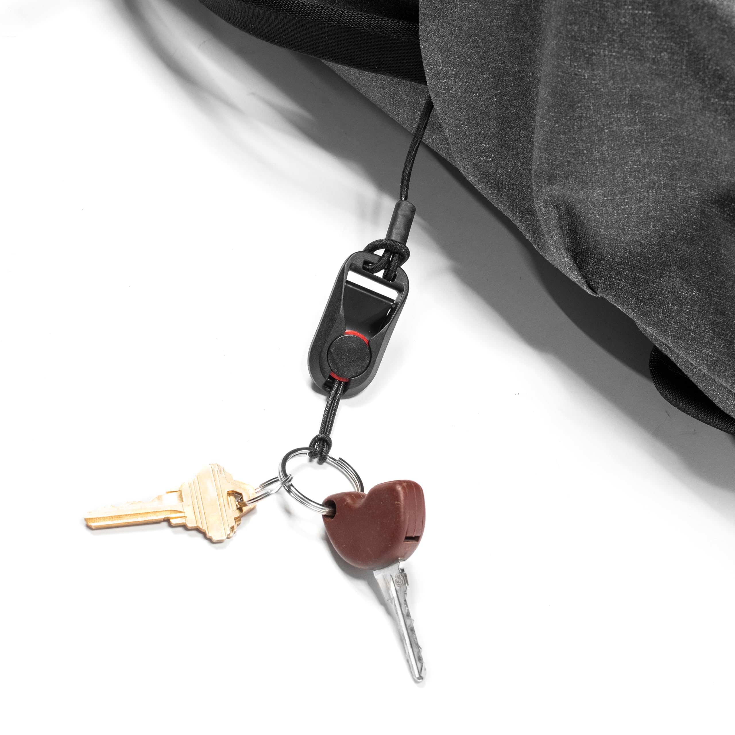 Peak Design Everyday Backpack 20L, Charcoal, MagLatch Top, Dual Side Access, FlexFold Dividers, Fits 15" Laptop, For Camera Carry, Daily Commutes or Travel, Versatile Backpack for Men and Women - Image 5