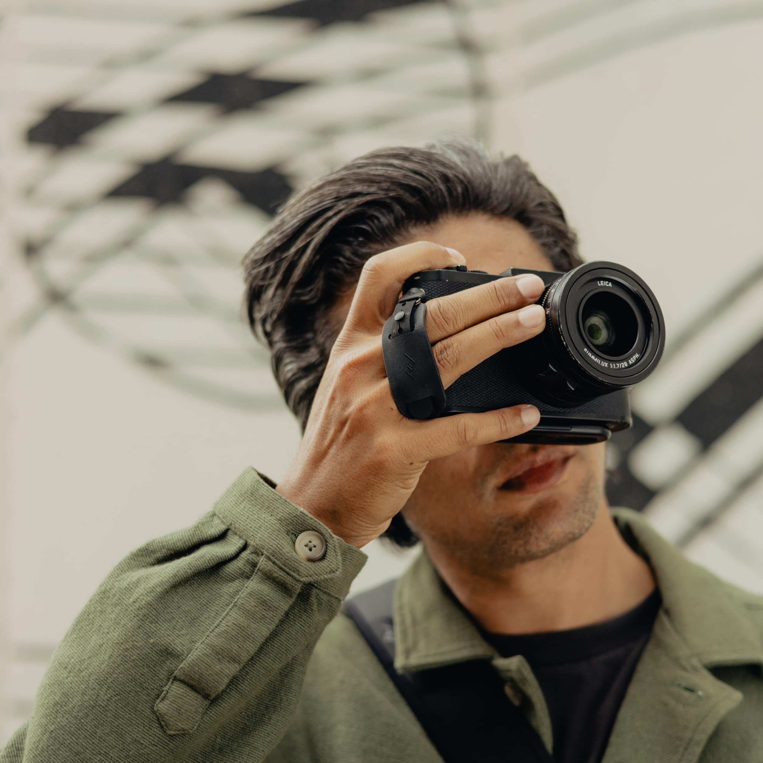 Peak Design Micro Clutch I-Plate Camera Hand Strap, For Mirrorless Cameras, Low-Profile Finger Loop, Battery Access, ARCA-Compatible Baseplate, Secure and Comfortable, Camera Straps for Photographers - Image 5