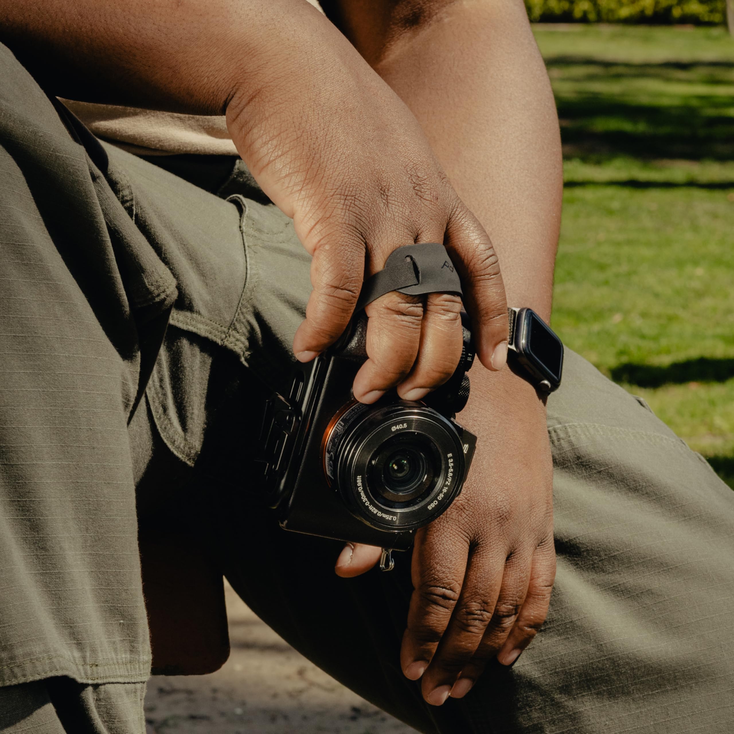 Peak Design Micro Clutch L-Plate Camera Hand Strap, For Mirrorless Cameras, Low-Profile Finger Loop, Battery Access, ARCA-Compatible Baseplate, Secure and Comfortable, Camera Straps for Photographers - Image 4