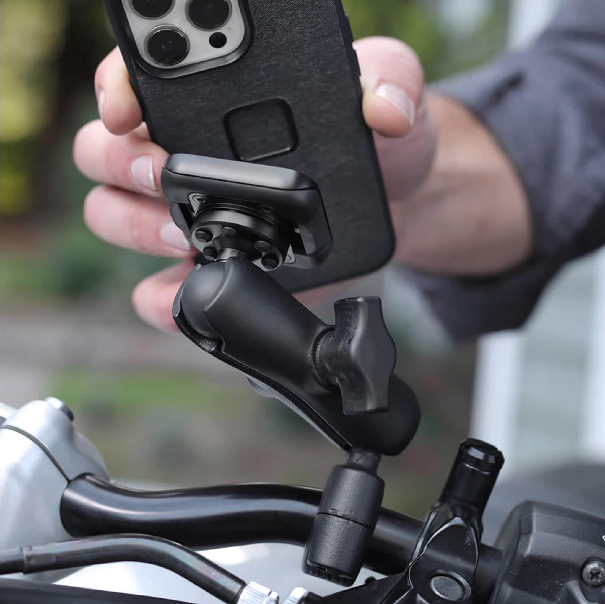 Peak Design Mobile Ball Mount Adapter, Qi1 Wireless Charging, Magnetic Mounting Technology, MagSafe Compatible, Works with 1" Ball-and-Socket Phone Mount for Car, Truck, Plane and More - Image 5